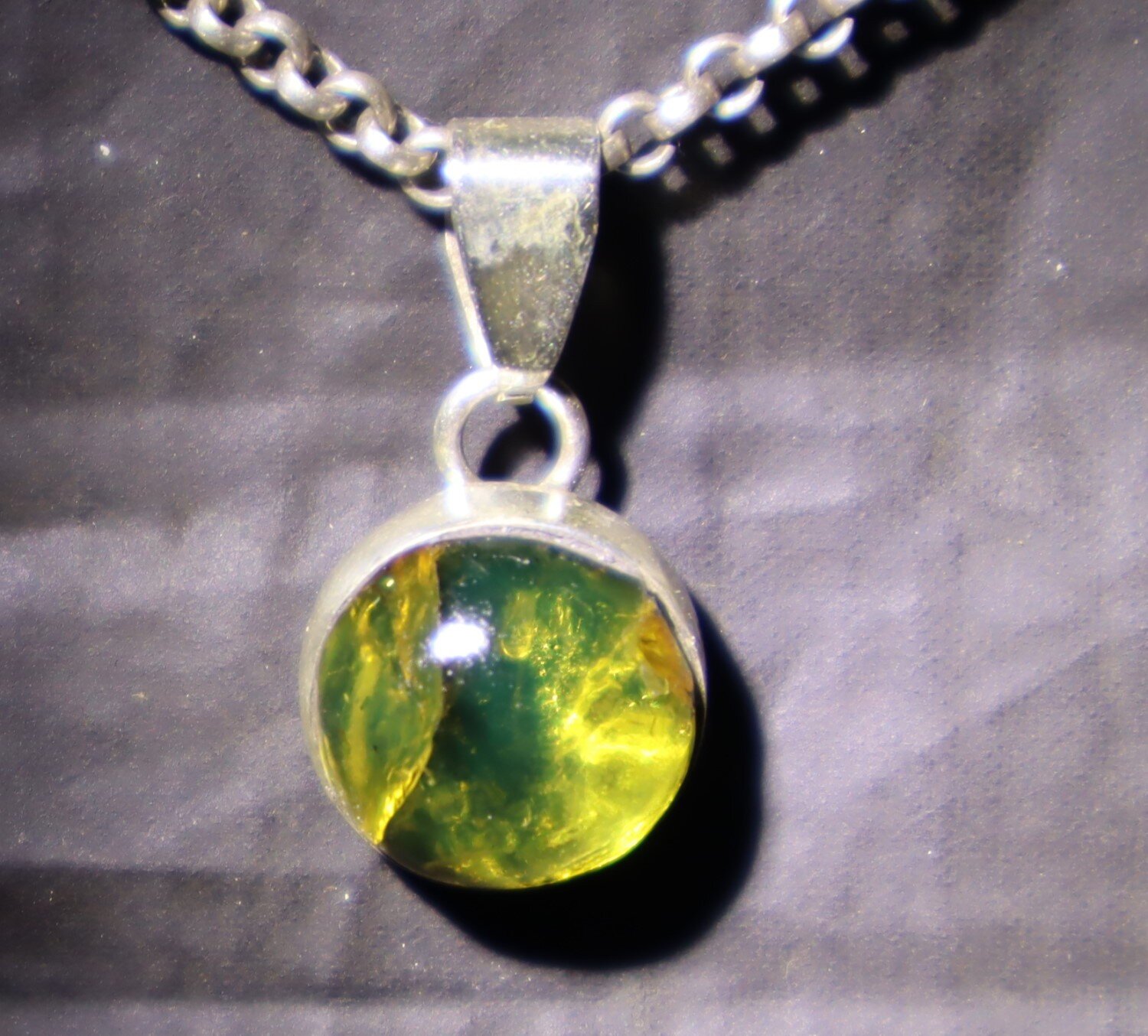 Lovely Natural Clear Smoky Green Amber .925 Sterling Silver Pendant 23mm – photo 4
