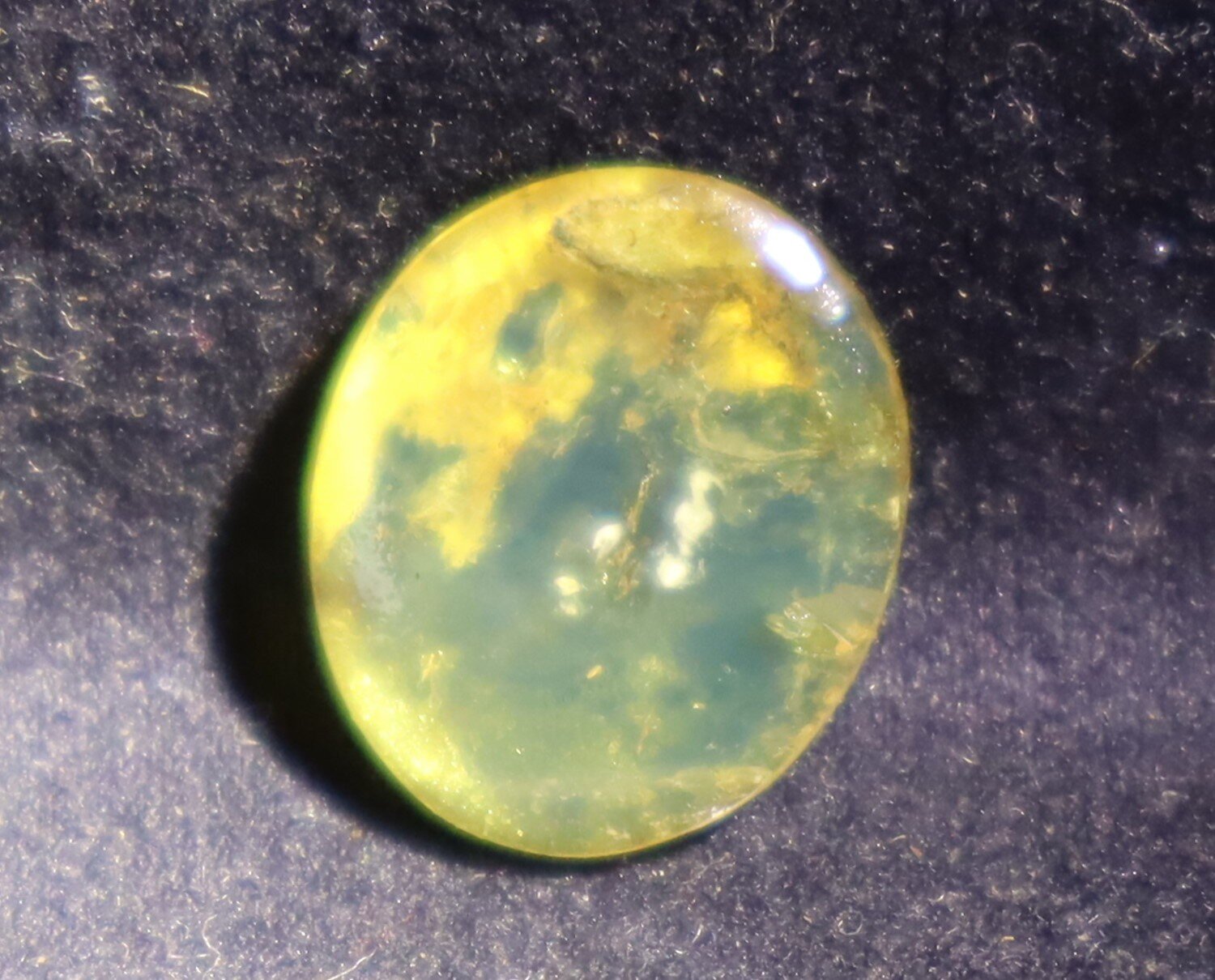 Charming Design Natural Dominican Clear Light Blue Amber Polished Stone 14mm – photo 3