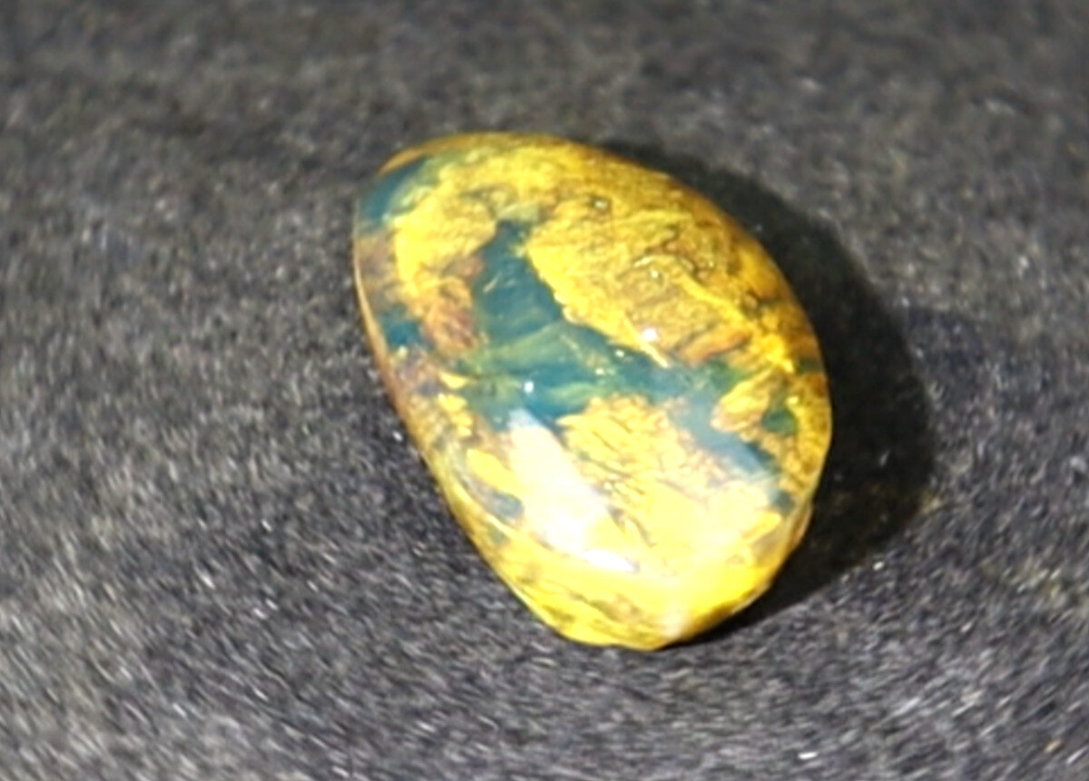 Exquisite Natural Dominican Translucent Cognac Blue Amber Polished Stone 20mm – photo 3