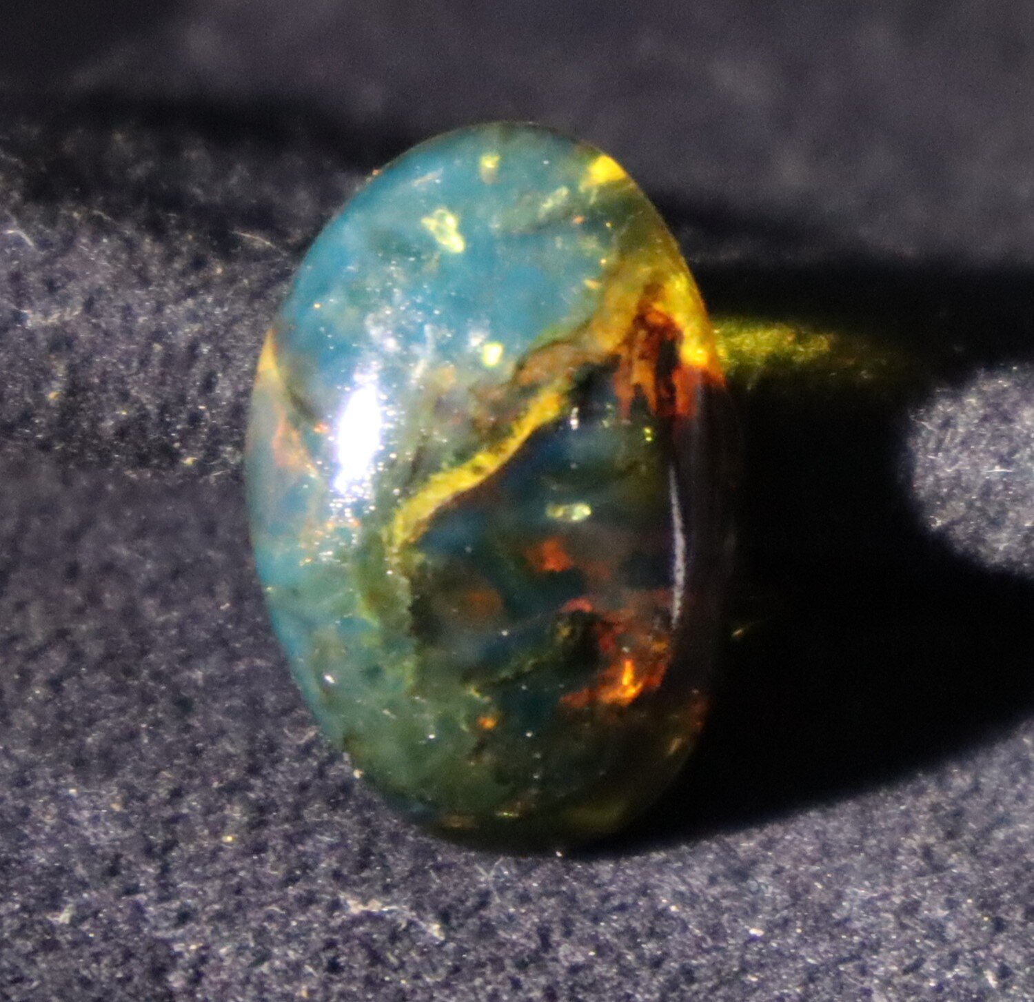 Rarest Natural Dominican Translucent Ocean Blue Amber Polished Stone 21mm – photo 9