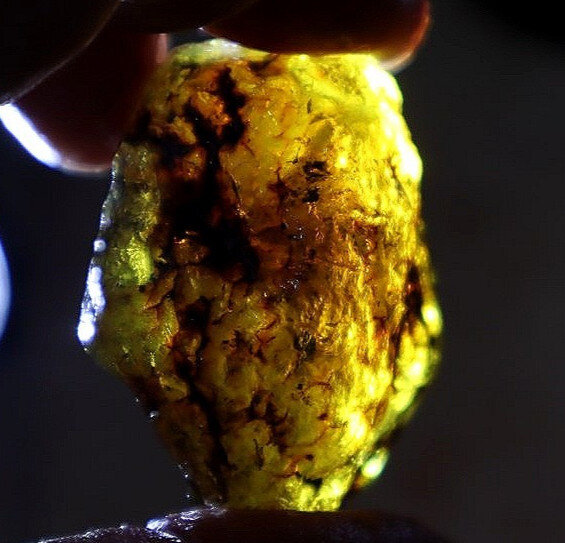 Excellent Green Blue Amber Rough Specimen Chunk 48mm 16.3g – photo 10