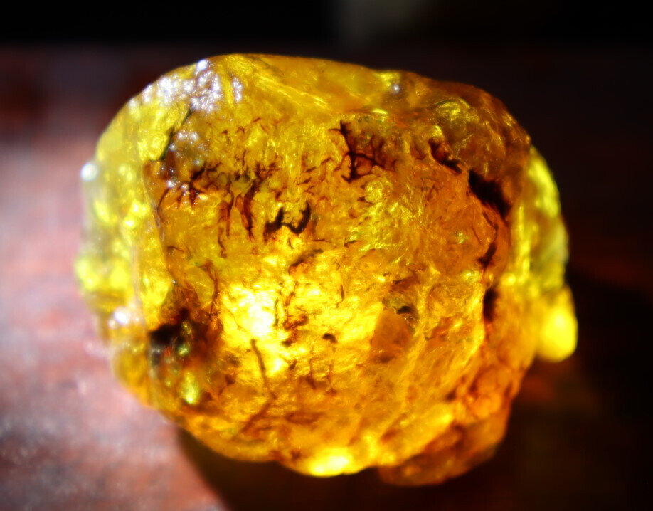 Natur. Dominican Crystal Clear Light Blue YELLOW Amber Rough Specimen 46mm 27.4g – photo 9