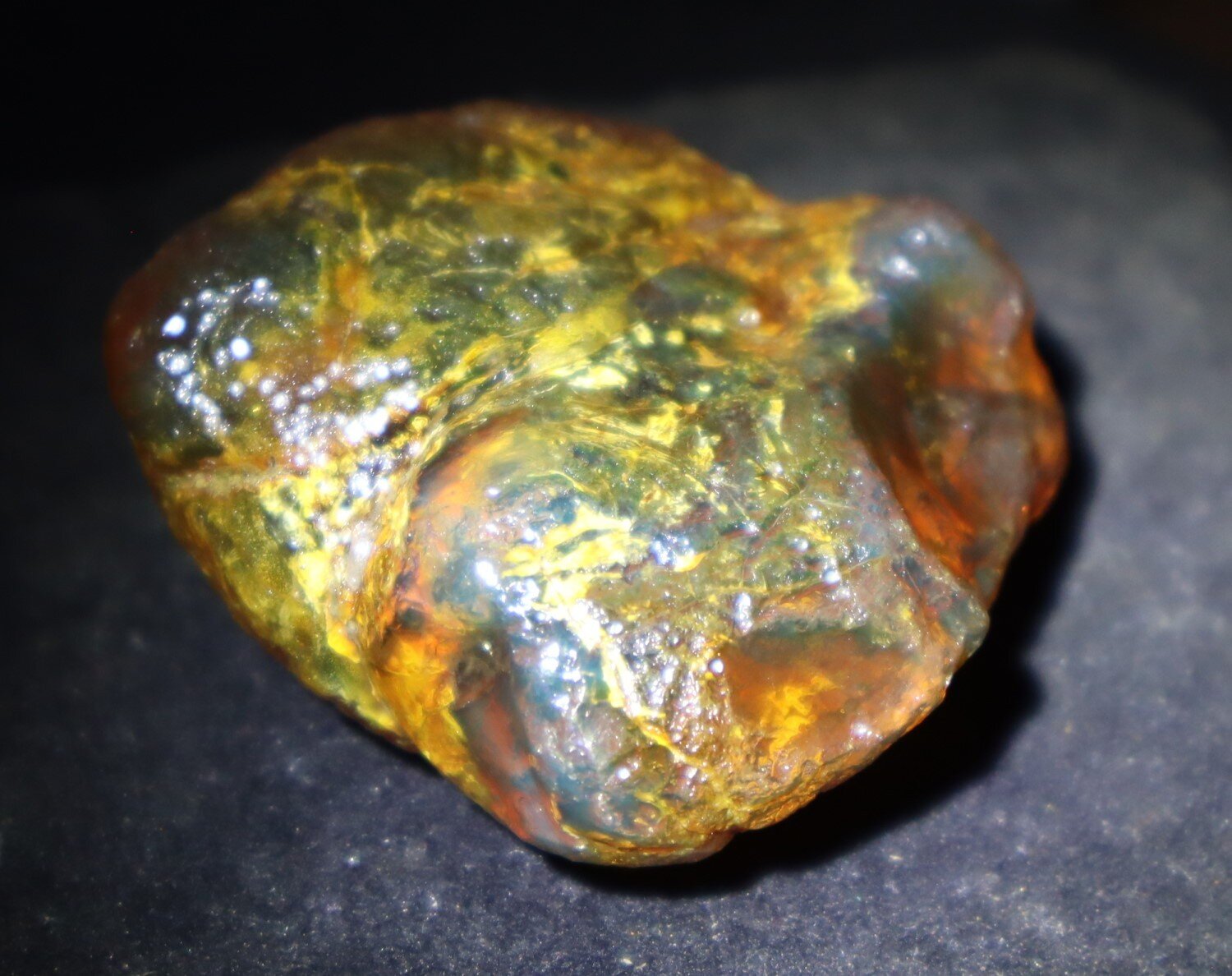 Impressive Natural Dominican Clear Green Blue Amber Rough Specimen 50mm 32.1g – photo 5