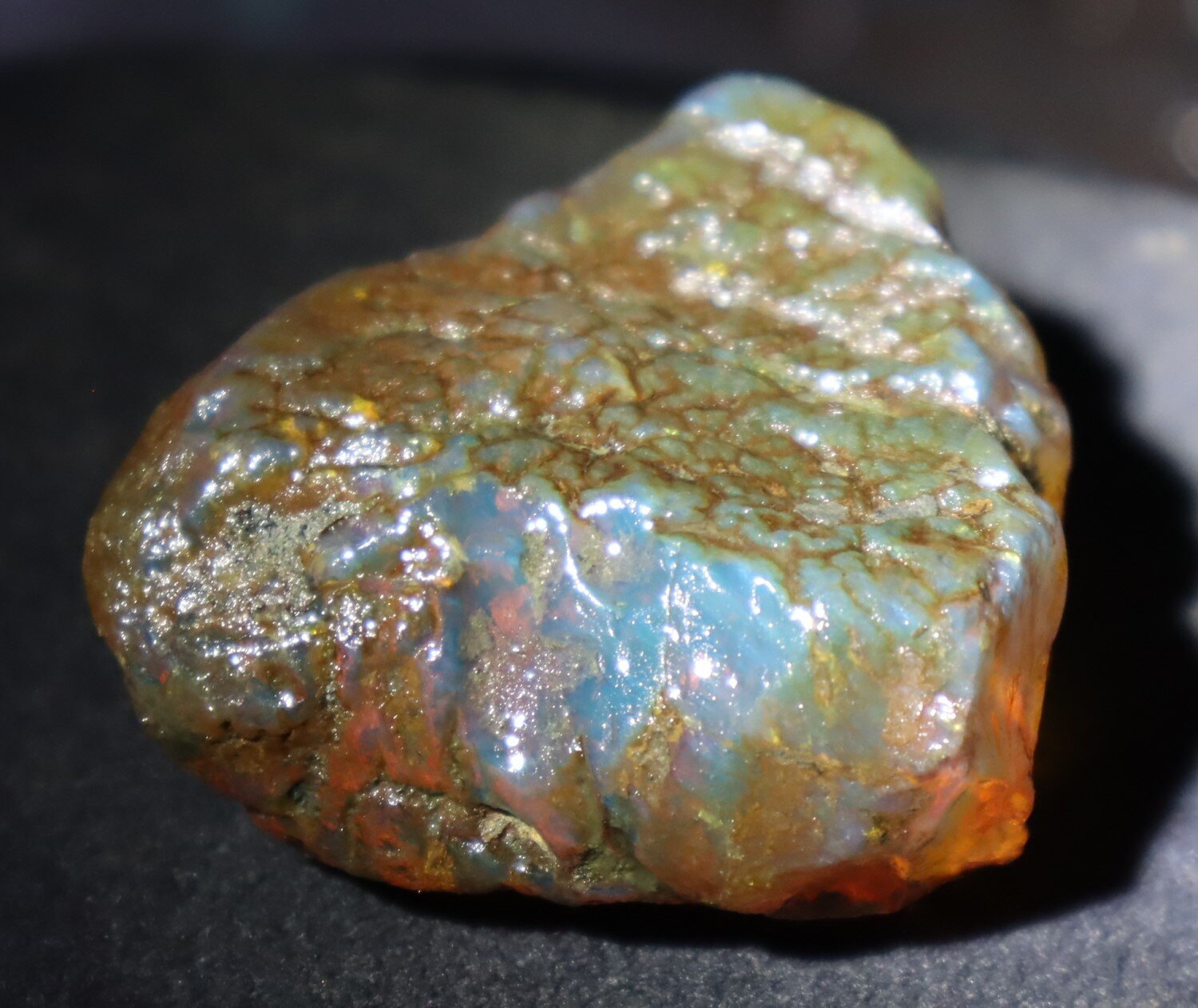 Impressive Natural Dominican Clear Sky Blue Amber Rough Specimen 49mm 26.9g – photo 4
