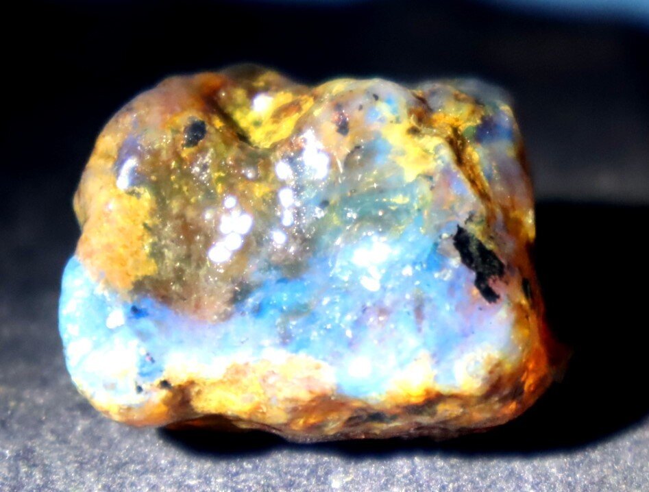 Natural Dominican Clear Deep Blue Amber Rough Specimen 28mm 8.5g – photo 5