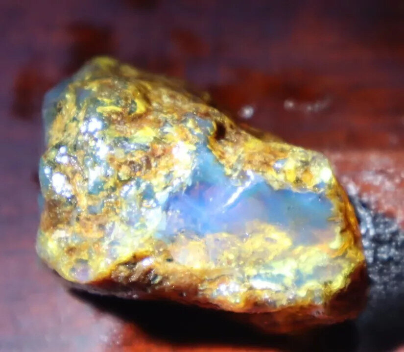 Natural Dominican Crystal Clear Sky Blue Amber Rough Specimen 42mm 14.3g – photo 8