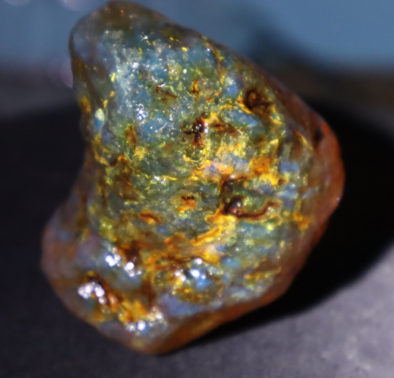 Beautiful Natural Dominican Clear Green Blue Amber Rough Specimen 51mm 47.8g – photo 3