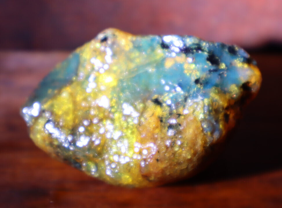 Beautiful Natural Dominican Translucent Sky Blue Amber Rough Specimen 51mm 28.5g – photo 4
