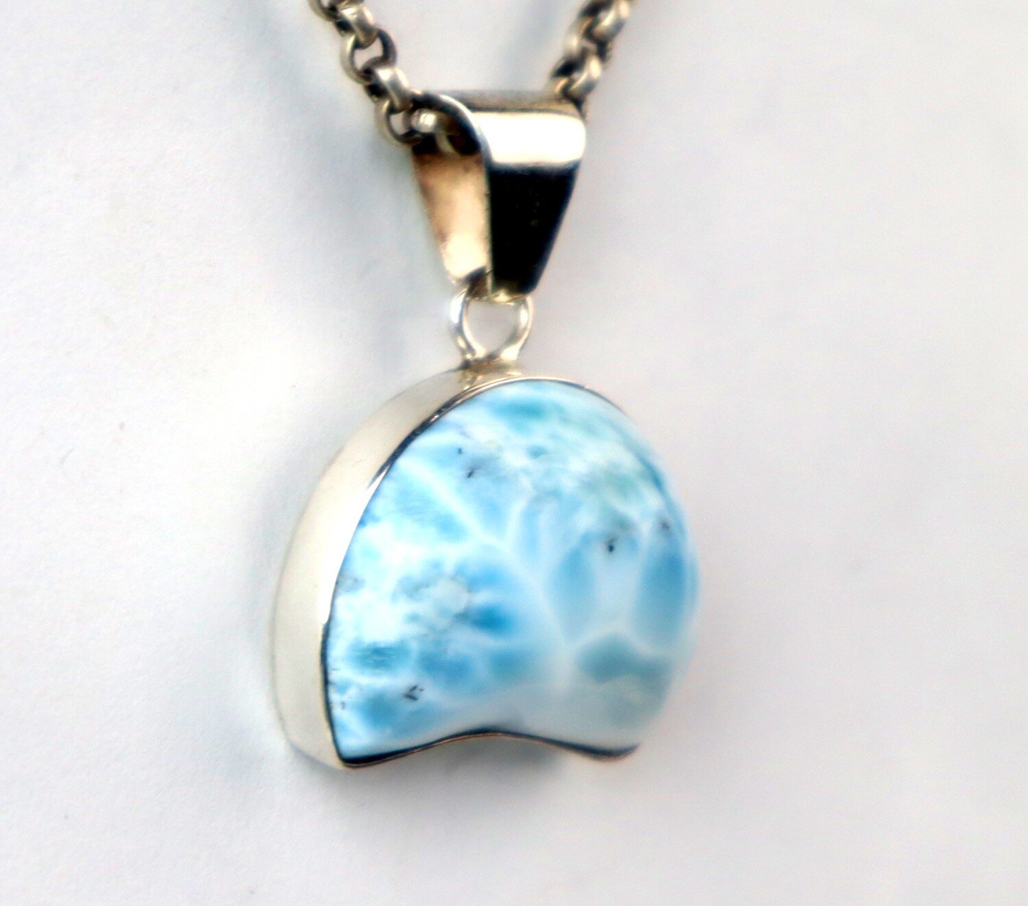 Rare Quality Sky Blue Larimar 925 Sterling Silver Crescent Moon Pendant 29mm – photo 5