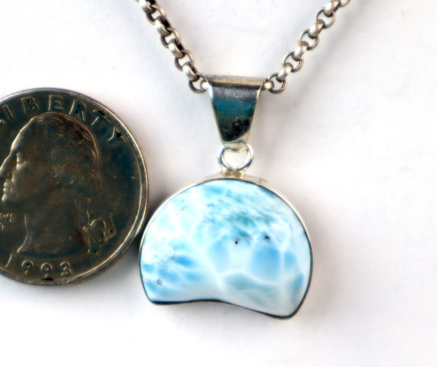 Rare Quality Sky Blue Larimar 925 Sterling Silver Crescent Moon Pendant 29mm – photo 7