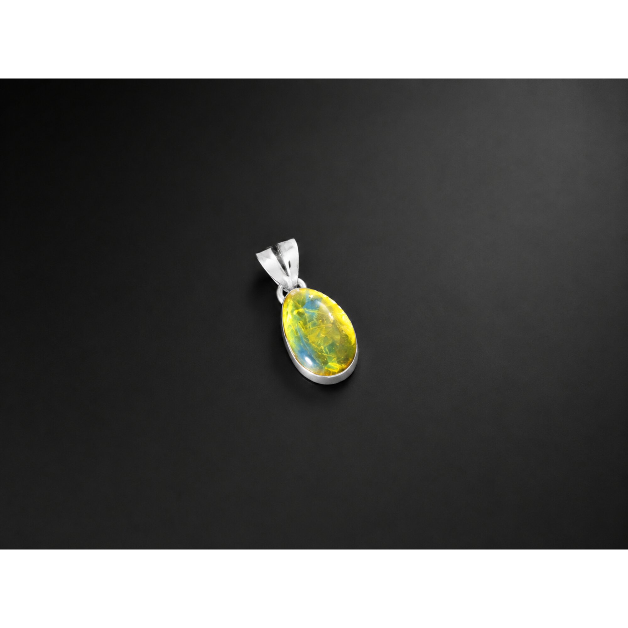 Classic Clear Yellow Blue Dominican Amber 925 Sterling Silver Pendant 23mm – photo 2