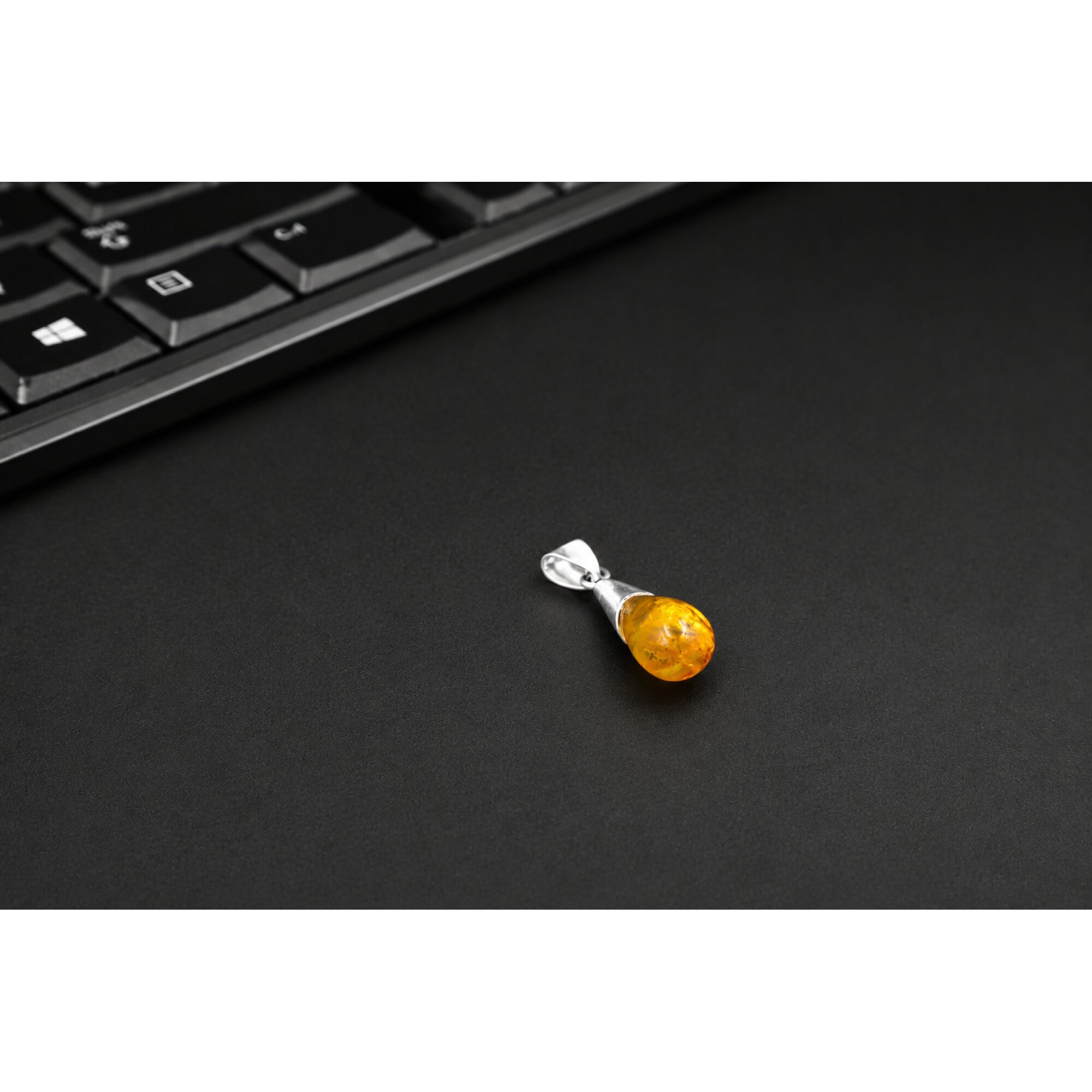 Classic Translucent Orange Dominican Amber 925 Sterling Silver Pendant 30mm – photo 3