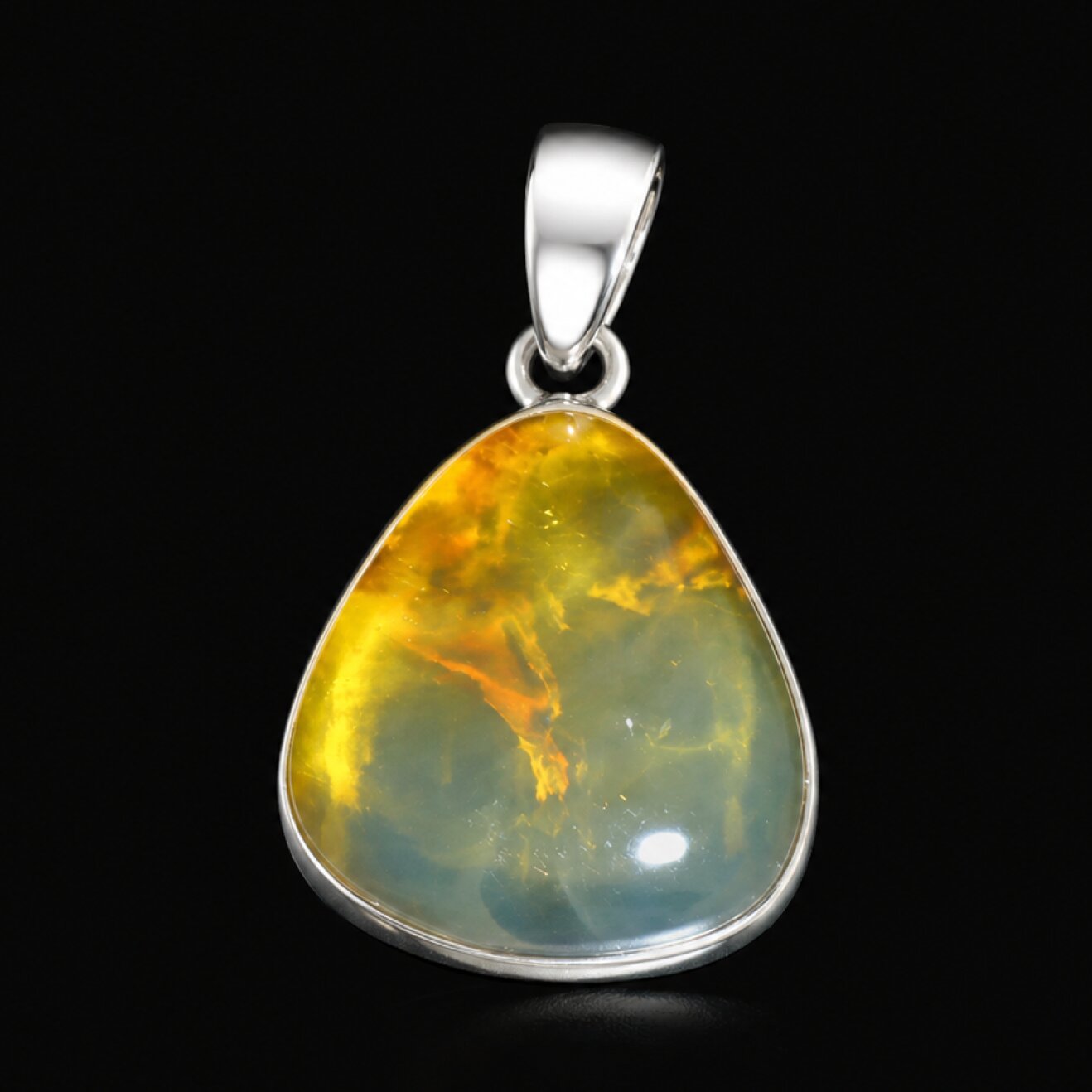 Clear cognac blue Natural Dominican Amber triangular 925 Sterling Pendant 27 mm – photo 3