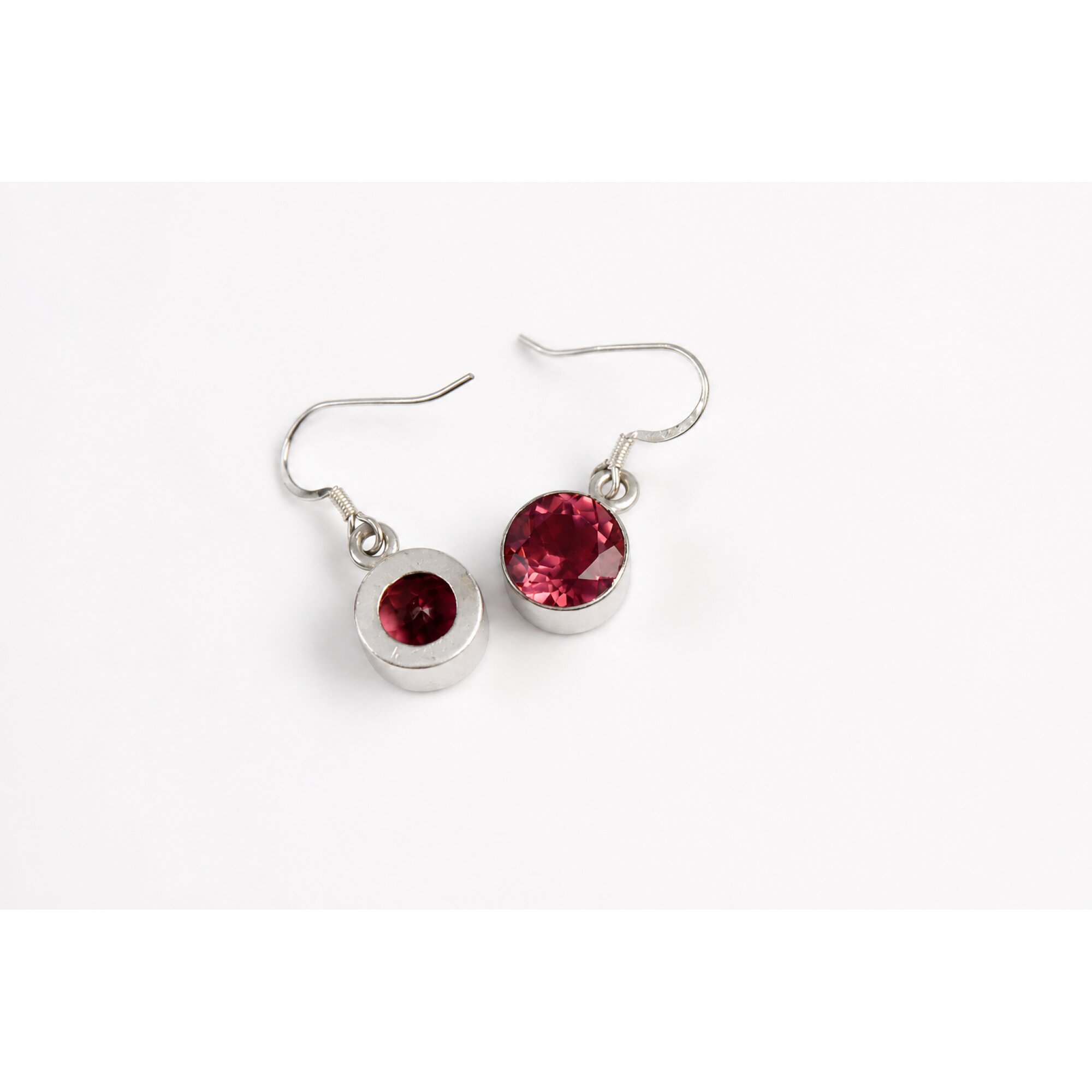 Clear red Garnet round faceted 925 Sterling Silver Earrings 28 mm – photo 8