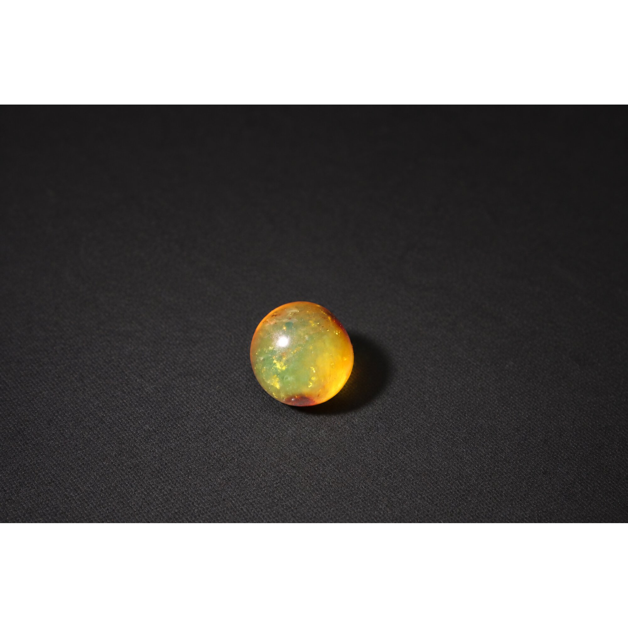 Earth mined yellow orange Dominican amber sphere/ball 18.5mm – photo 9