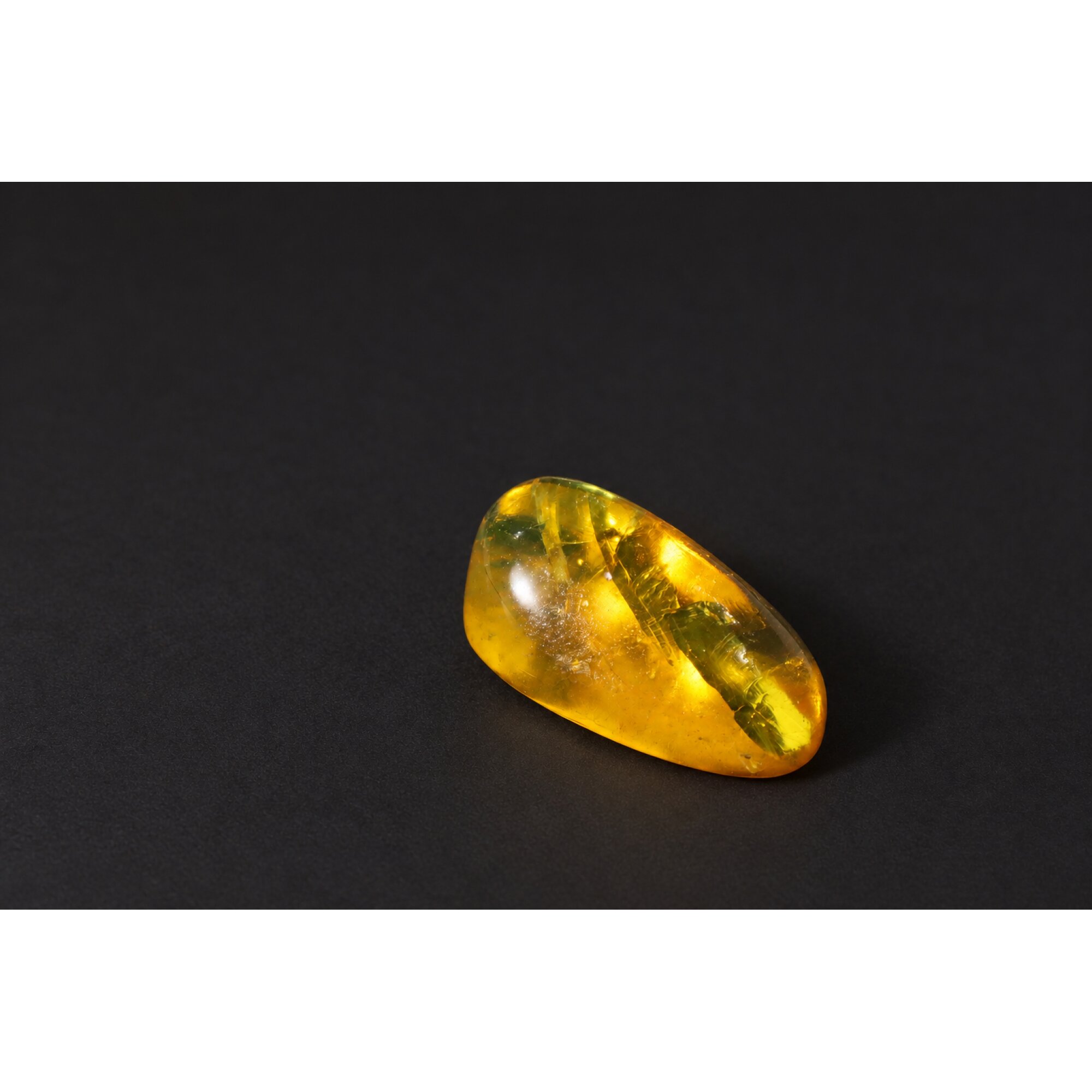 Real yellow Dominican amber Beetle stone 33mm – photo 4