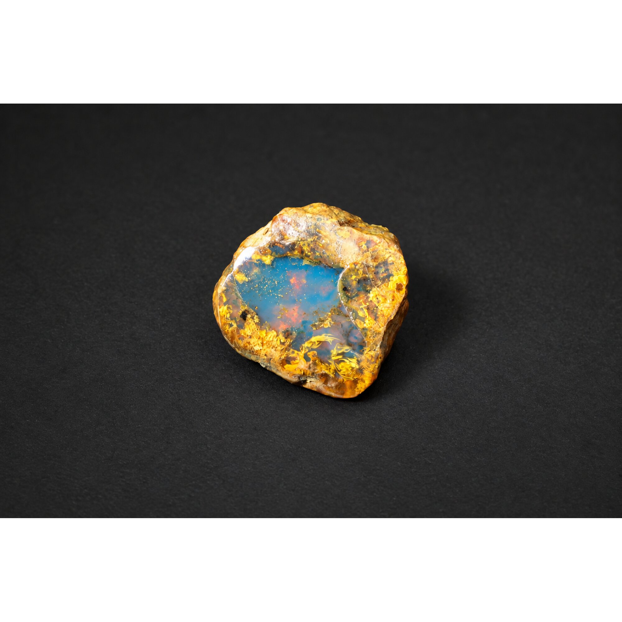 Real royal blue rough specimen Dominican amber 26mm – photo 8