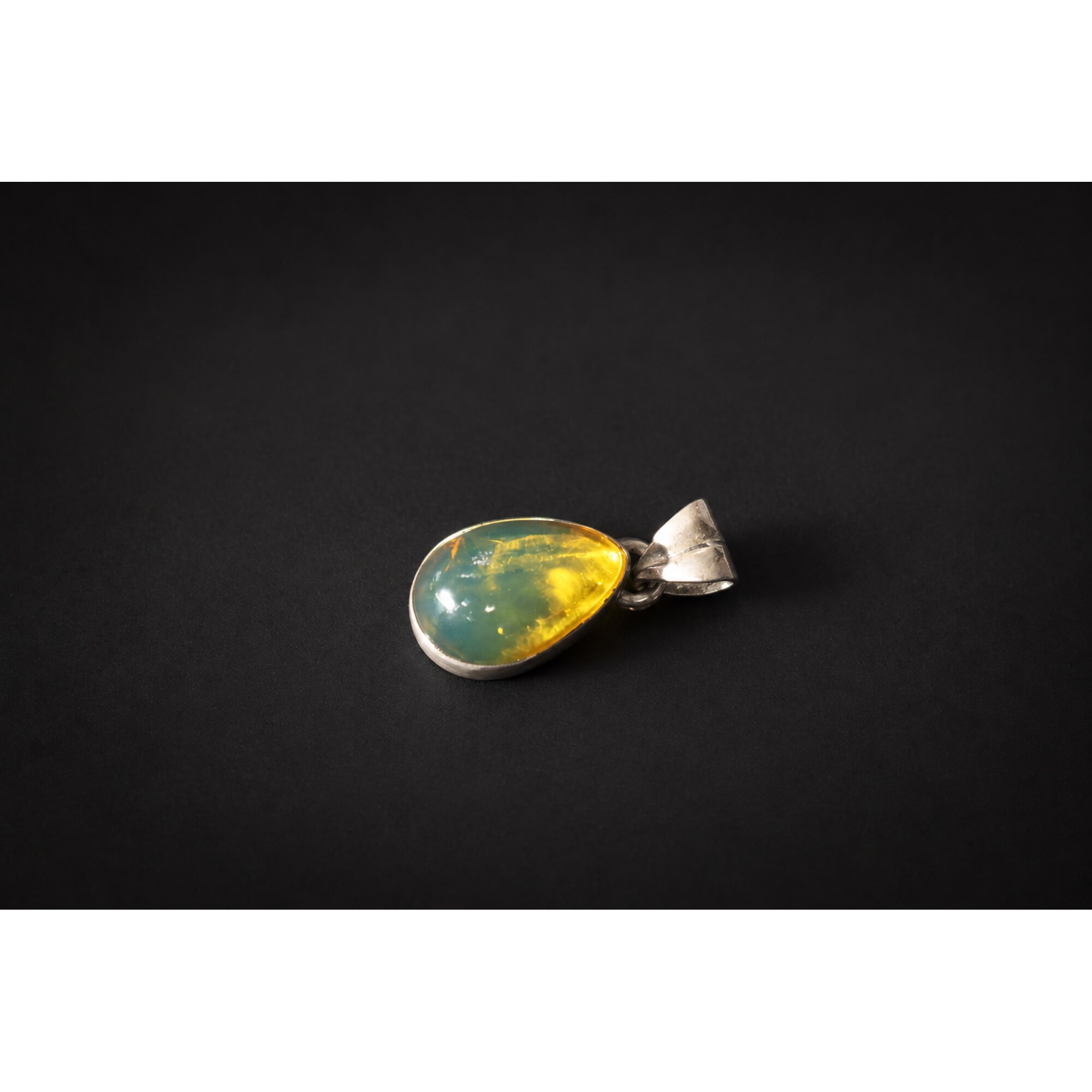 Master crafted sky blue Dominican amber sterling silver pendant 24mm – photo 3