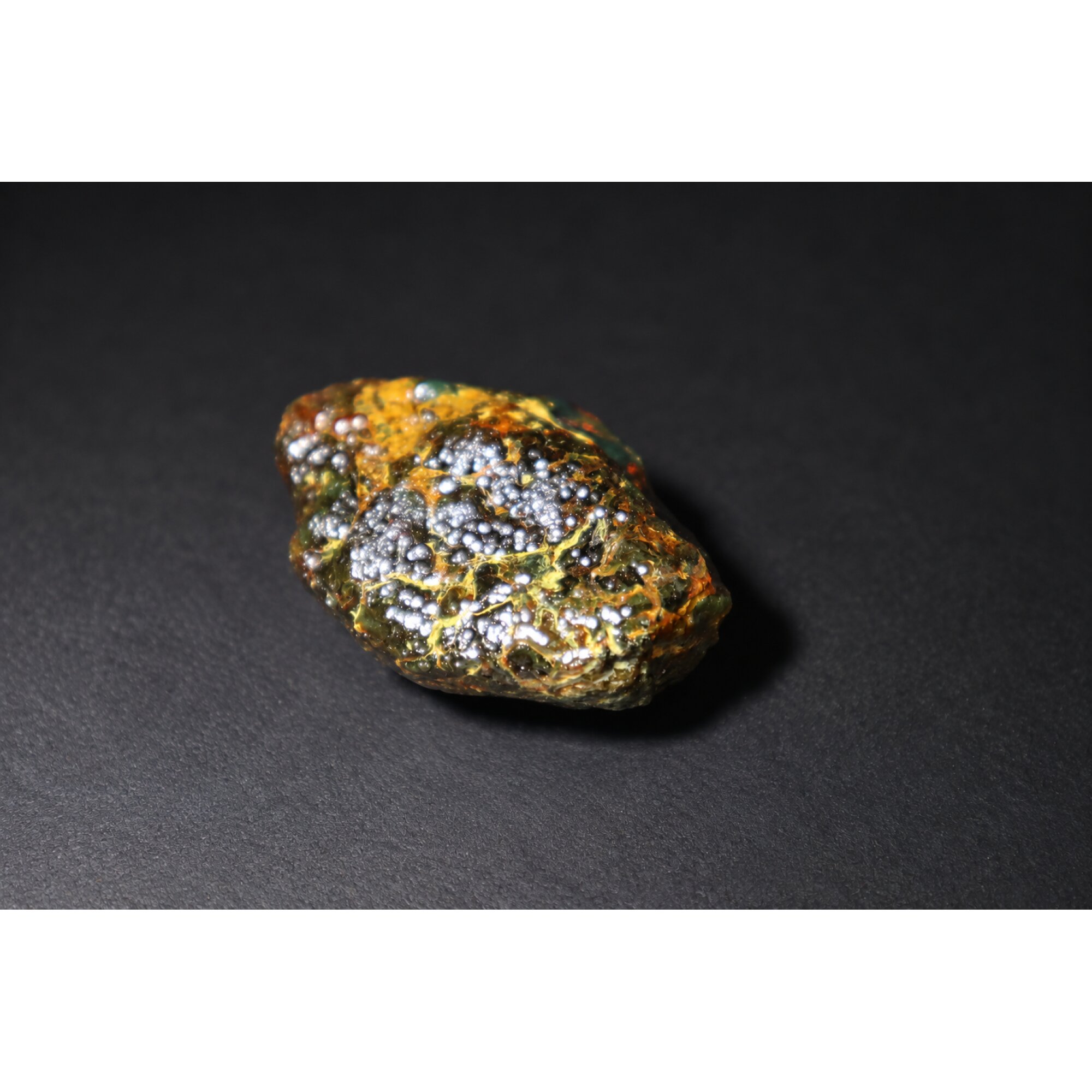 Genuine sky blue rough specimen Dominican amber 40mm – photo 2