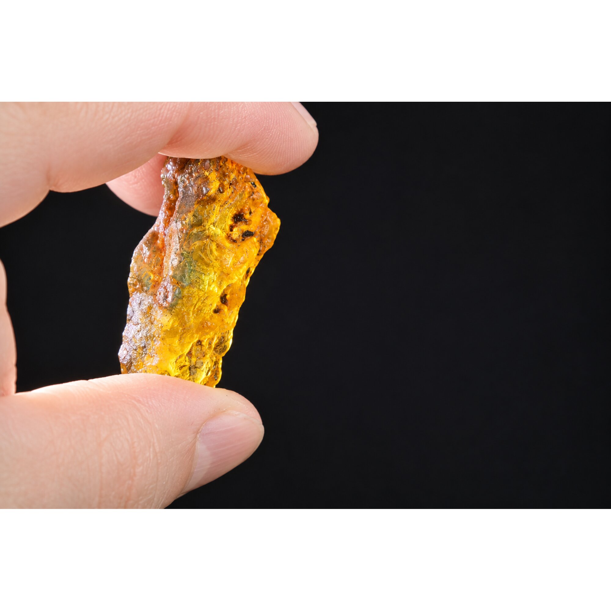 Genuine orange blue rough specimen Dominican amber 43mm – photo 17