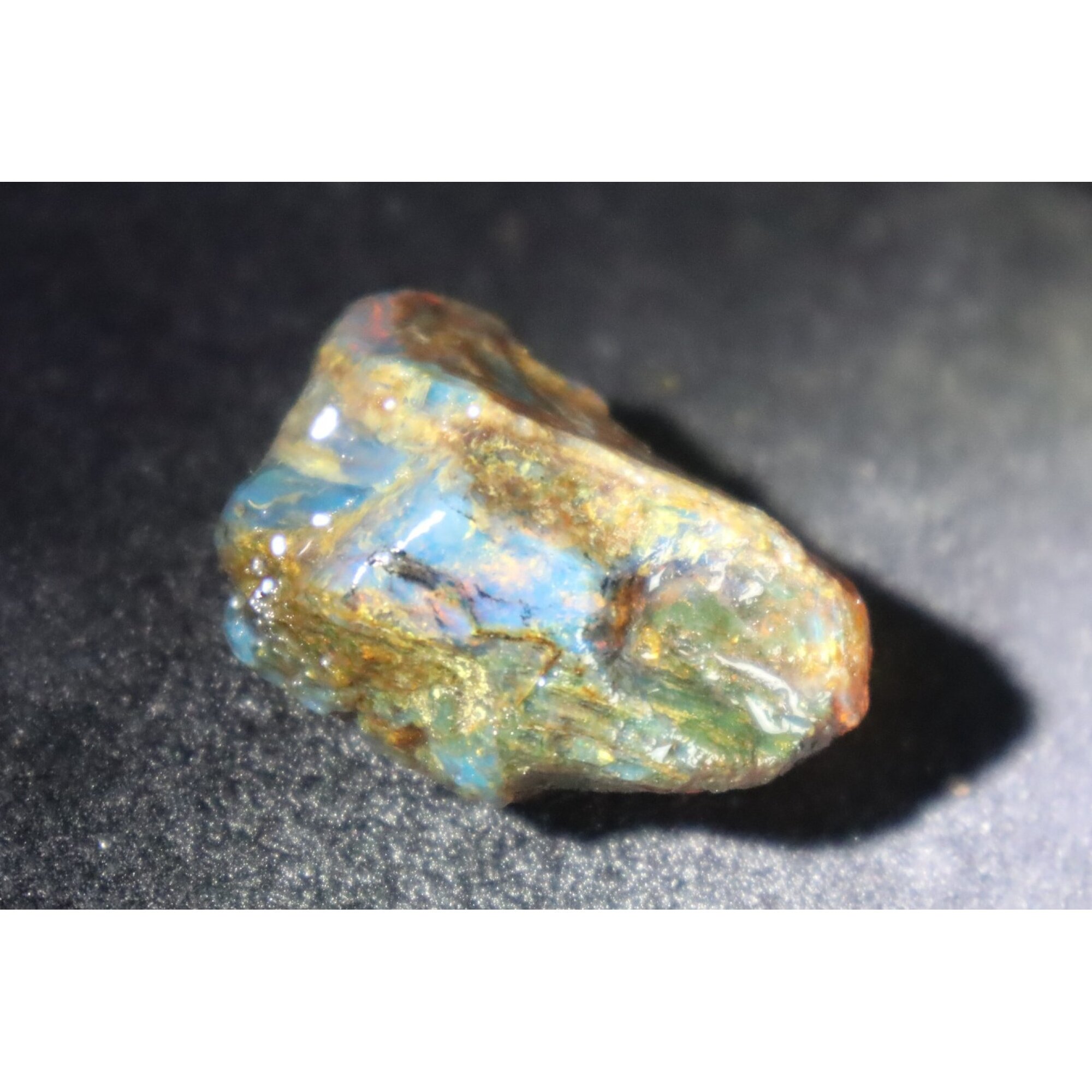 Authentic sky blue rough specimen Dominican amber 30mm – photo 8