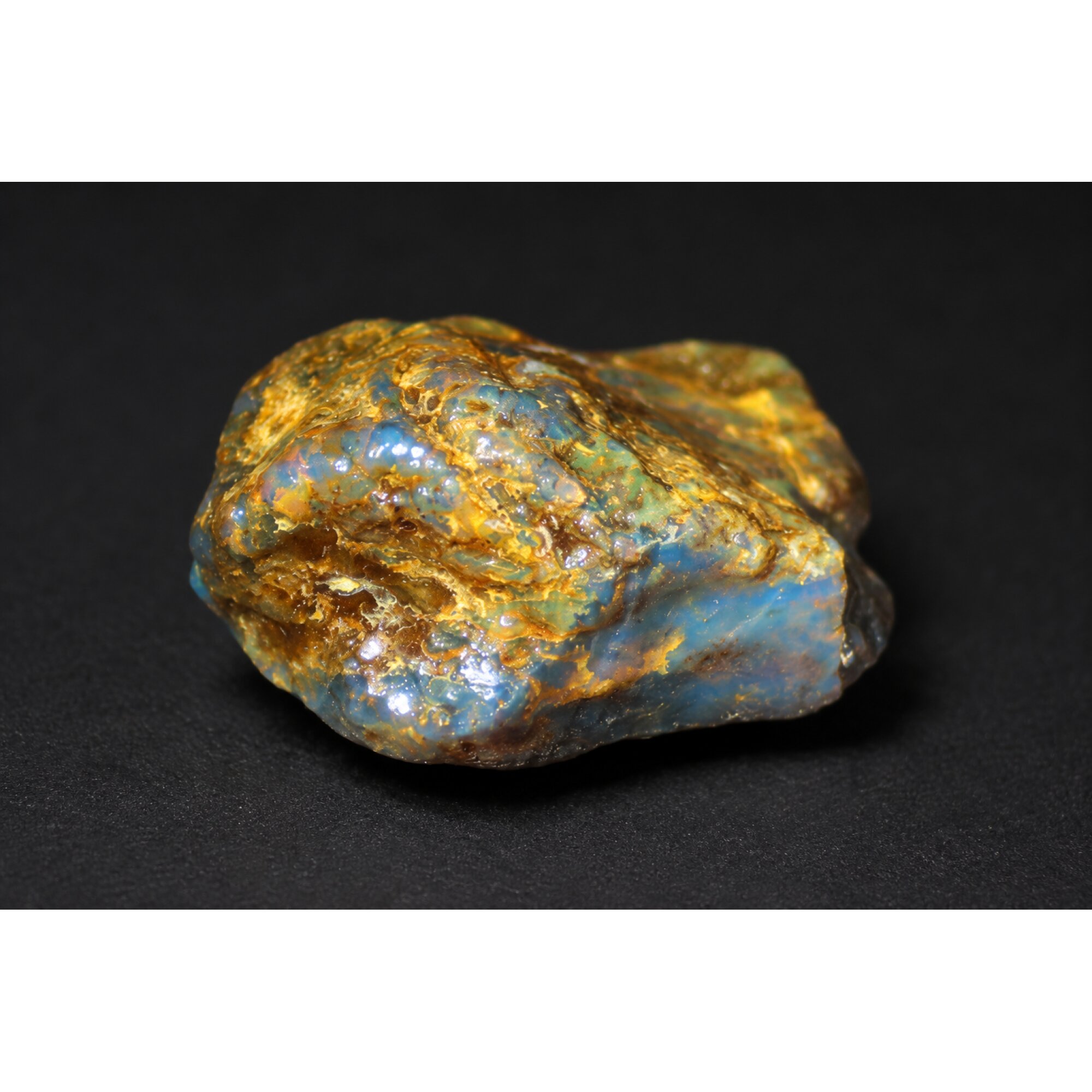 Authentic sky blue rough specimen Dominican amber 36mm – photo 13