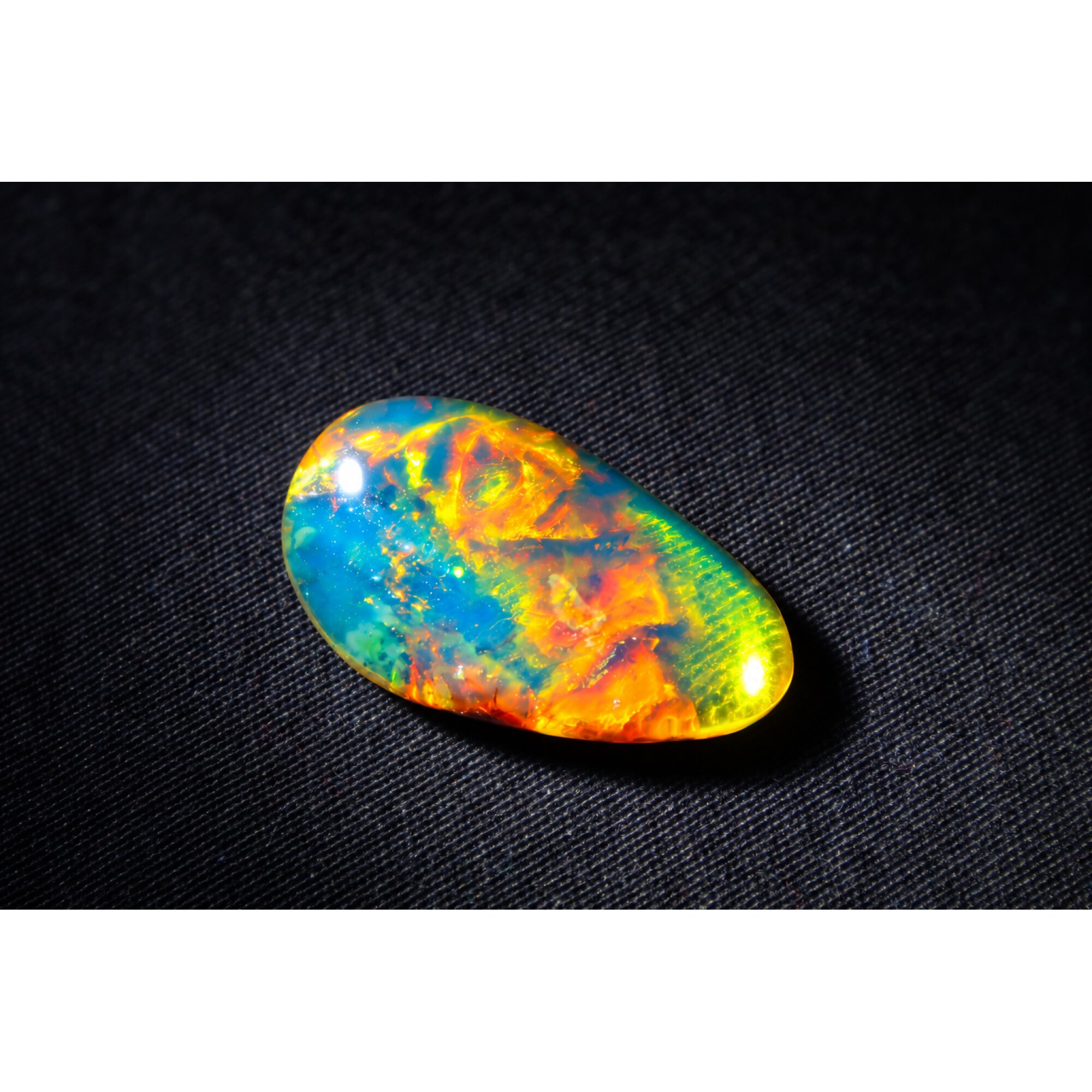 Nature created sky blue Dominican amber cabochon – photo 2