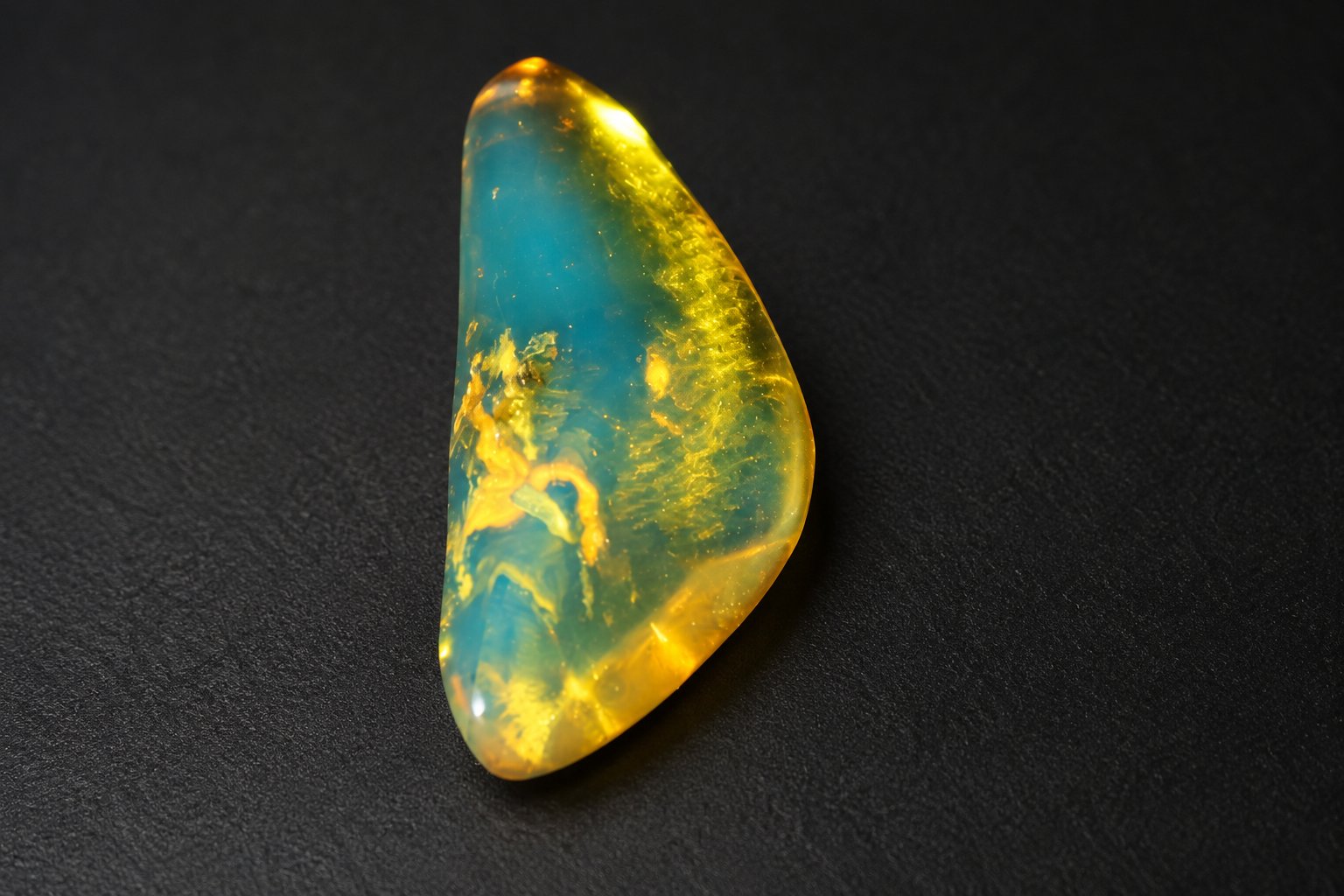 Genuine orange green polished Dominican amber – photo 4