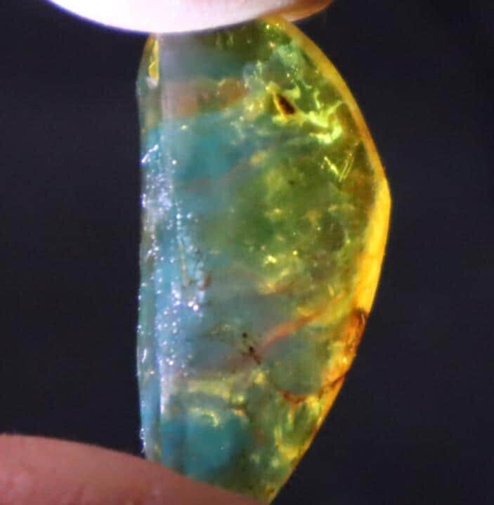 Charming Natural Dominican Clear Blue Amber Polished Stone 30mm free drilling – photo 5