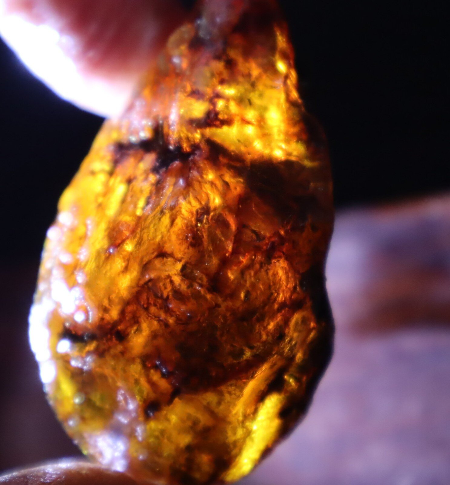 Outstanding Natural Dominican Clear Sky Blue Amber Rough Specimen 45mm 21g – photo 4