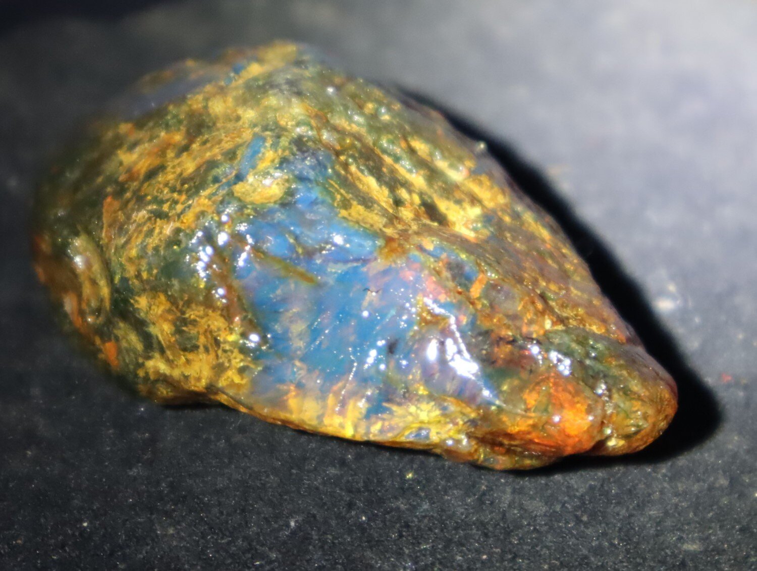 Outstanding Natural Dominican Clear Sky Blue Amber Rough Specimen 45mm 21g – photo 10