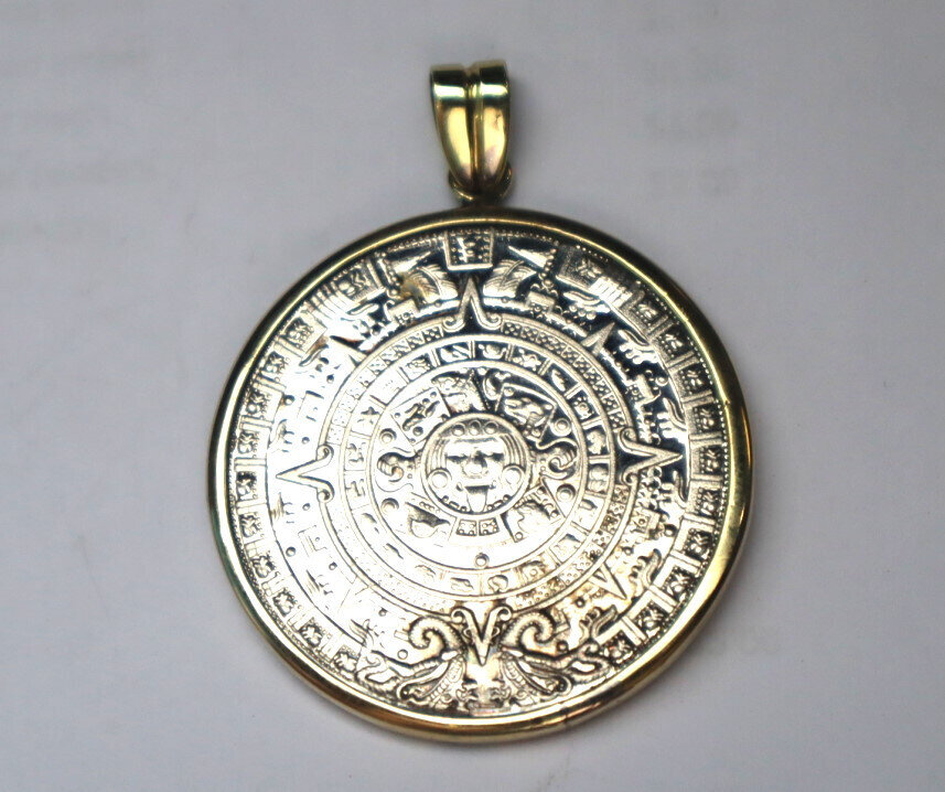 Maya Memorial Coin Pyramids Mexico Aztec Gold and Silver Pendant 2inch – photo 10