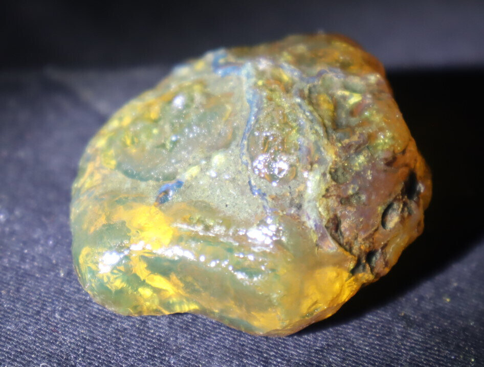 Finest Natural Dom. Crystal Clear Yellow Green Amber Rough Specimen 43mm 18.6g – photo 4