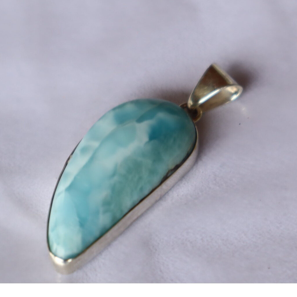 Boutique Quality Sky Blue Larimar 925 Sterling Silver Leaf Pendant 44mm – photo 3