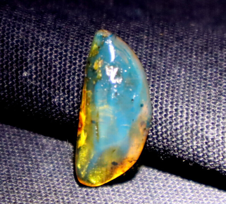 Natural Dominican Clear Sky Blue Amber Polished Stone 20mm – photo 5