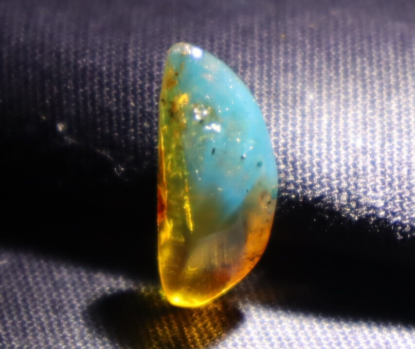 Natural Dominican Clear Sky Blue Amber Polished Stone 20mm – photo 11