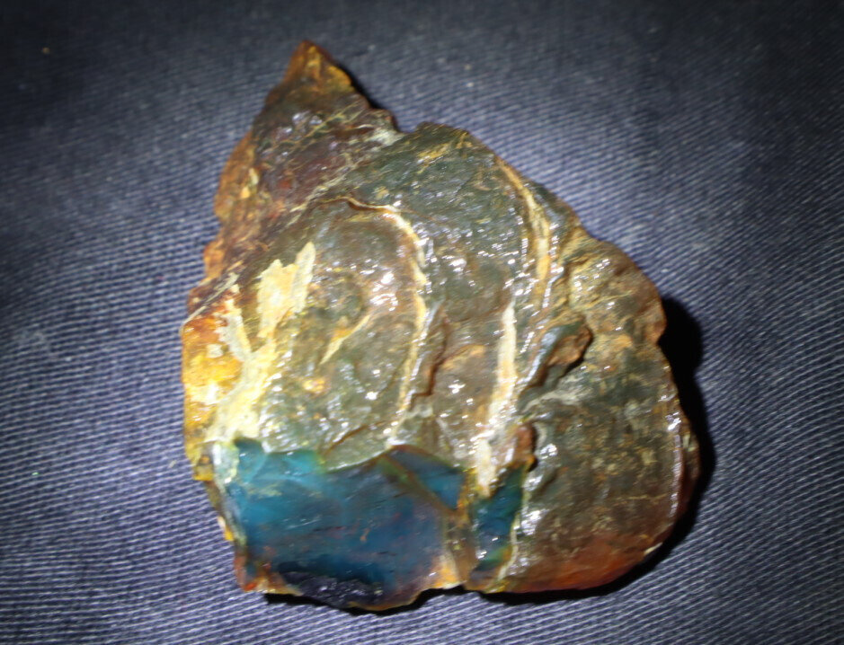 Outstanding Natural Dominican Clear Deep Blue Amber Rough Specimen 59mm 21g – photo 4