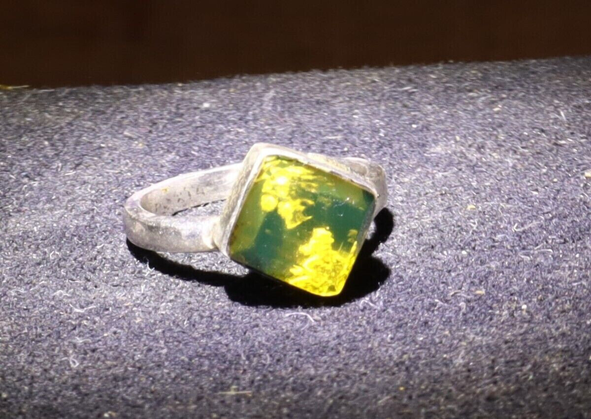 Lovely Natural Clear Yellow Green Amber .925 Sterling Silver Ring #5 – photo 5