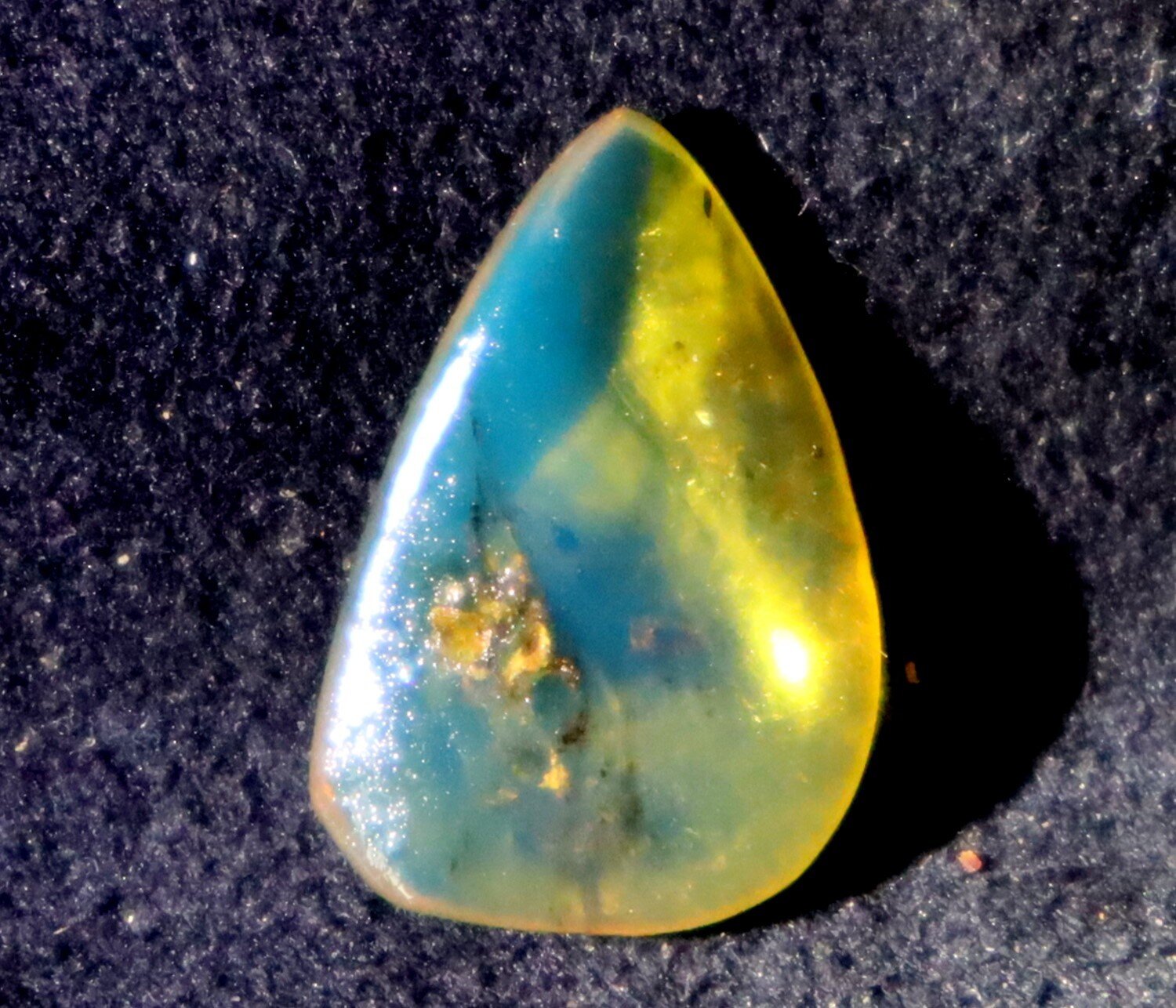 Lovely Natural Dominican Clear Sky Blue Amber Polished Stone 20mm – photo 3