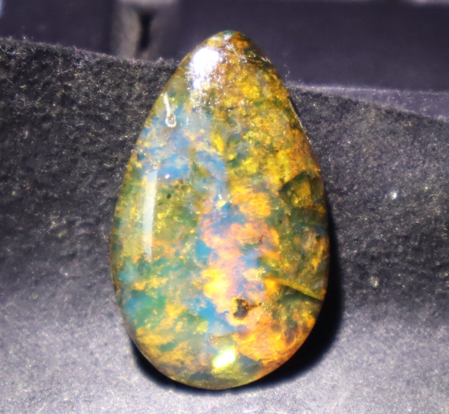 Beautiful Natural Dominican Translucent Green Blue Amber Polished Stone 31mm – photo 5