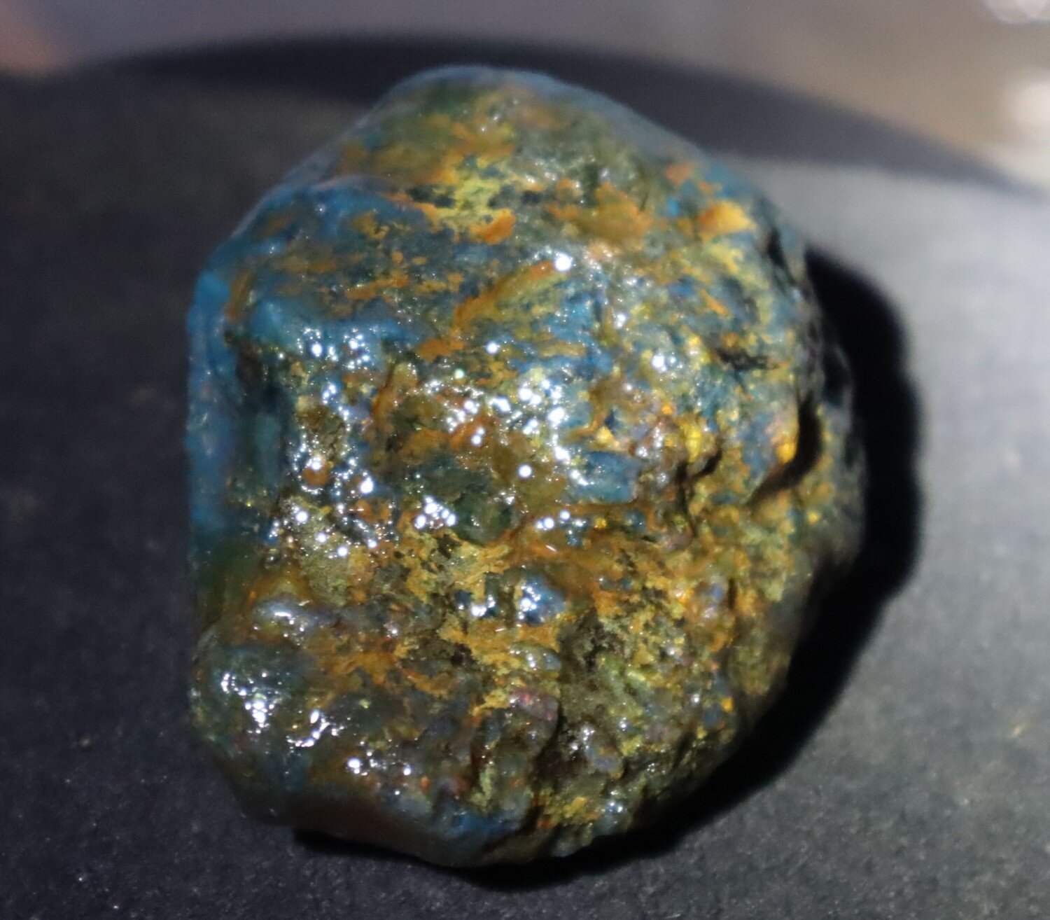 Beautiful Natural Dominican Clear Green Blue Amber Rough Specimen 57mm 38g – photo 4