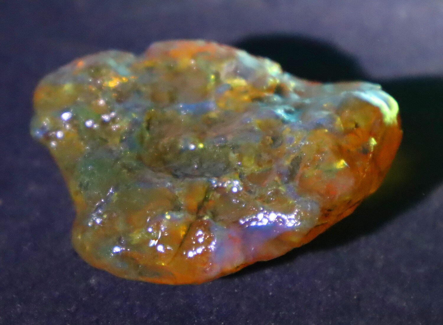 Natural Dominican Blue Amber Rough Specimen 53mm 26.2g Clear Yellow – photo 3