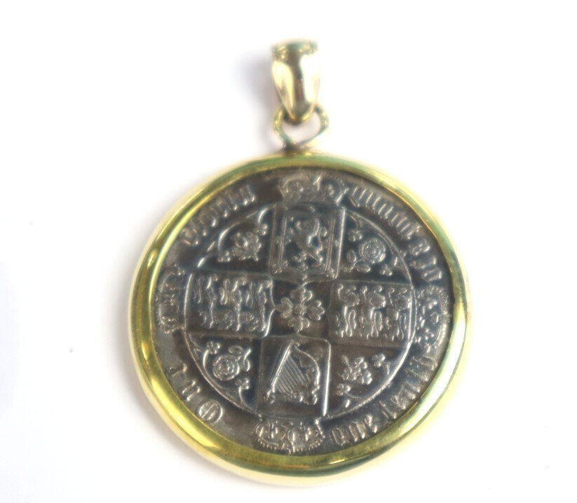 1926-2022 England UK Queen Elizabeth Antique Silver Coins Medal Pendant 1.5inch – photo 7