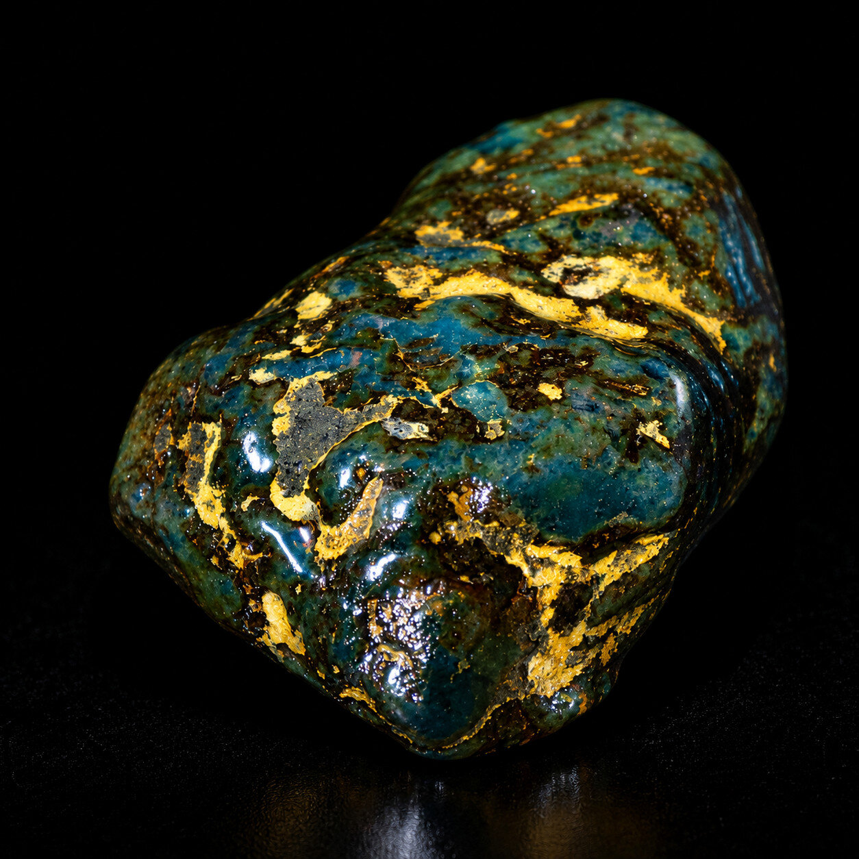 Elegant Fine Green Blue Dominican Amber Rough Specimen Chunk 67mm 47.3g – photo 5