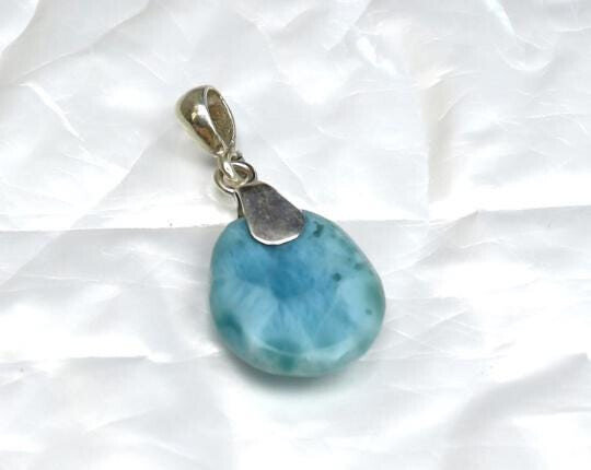 Charming Design Natural Sky Blue Larimar .925 Sterling Silver Pendant 36mm – photo 4