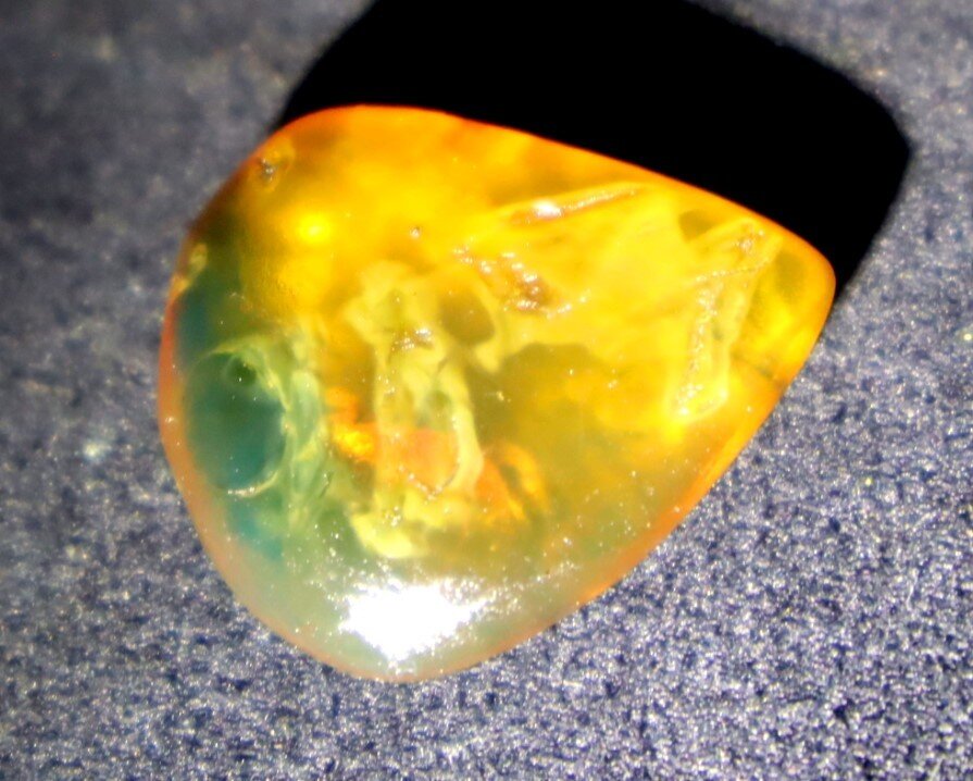 Excellent Natural Dominican Clear Orange Blue Amber Polished Stone 22mm – photo 4