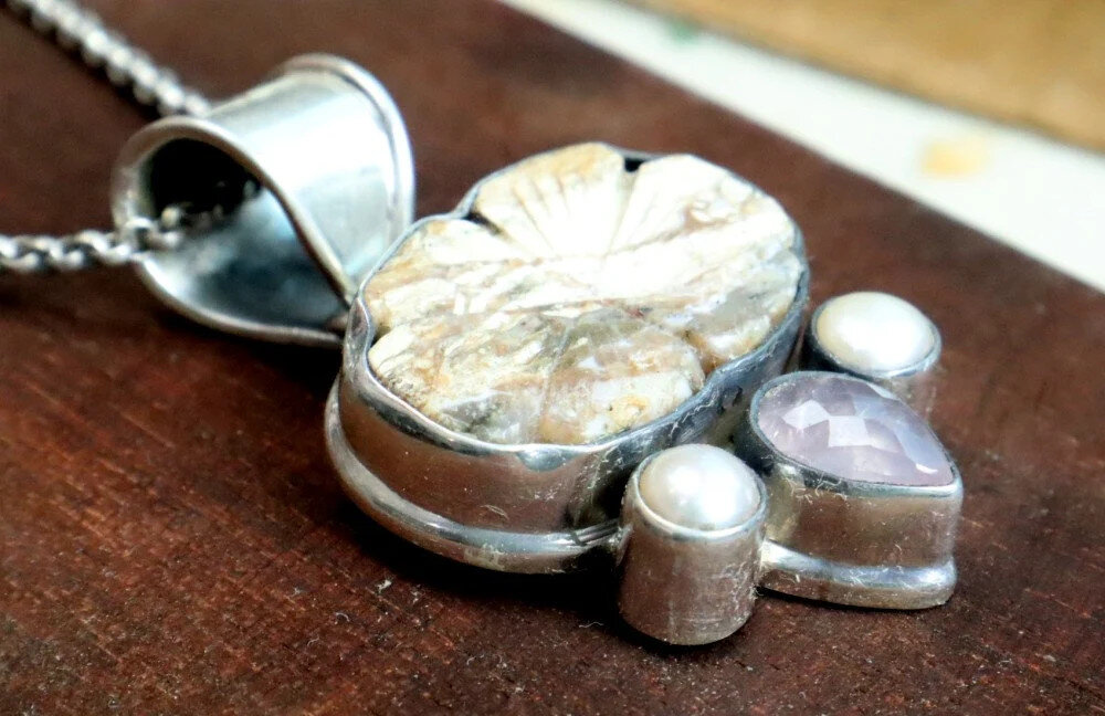 Exquisite Handcarved Natural Smoky Brown Wild Horse Jasper .925 Sterling Silver – photo 6
