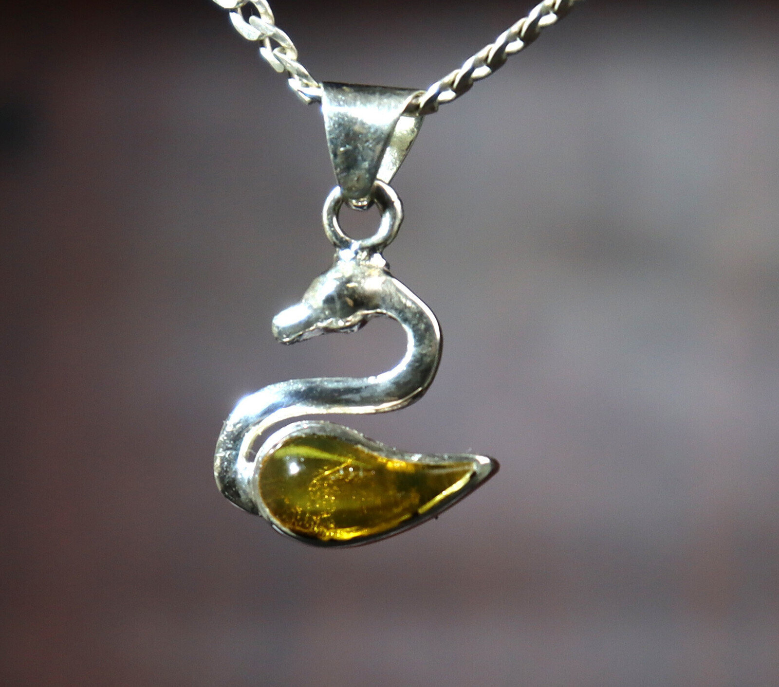 Splendid Natural Clear Yellow Amber .925 Sterling Silver Swan Pendant 31mm – photo 4