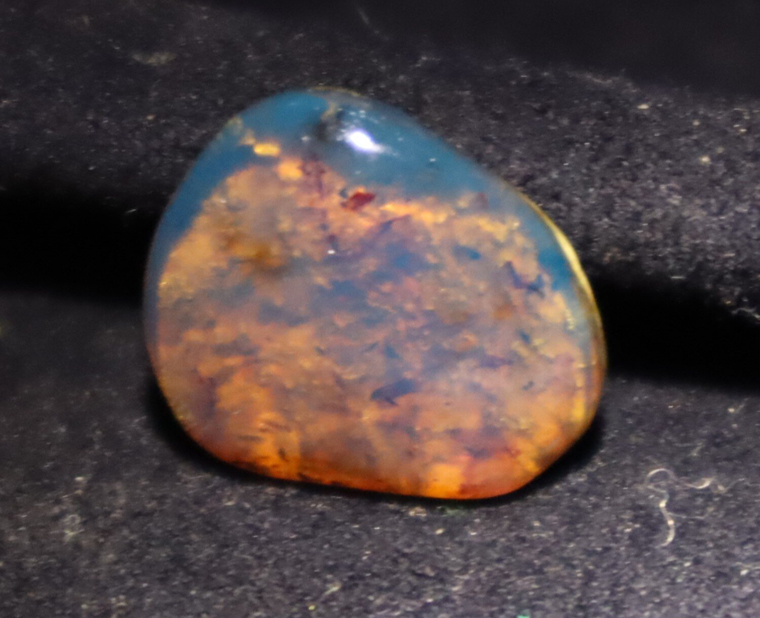 Lovely Natural Dominican Transl. Royal Blue Amber Polished Cabochon Stone 15mm – photo 7