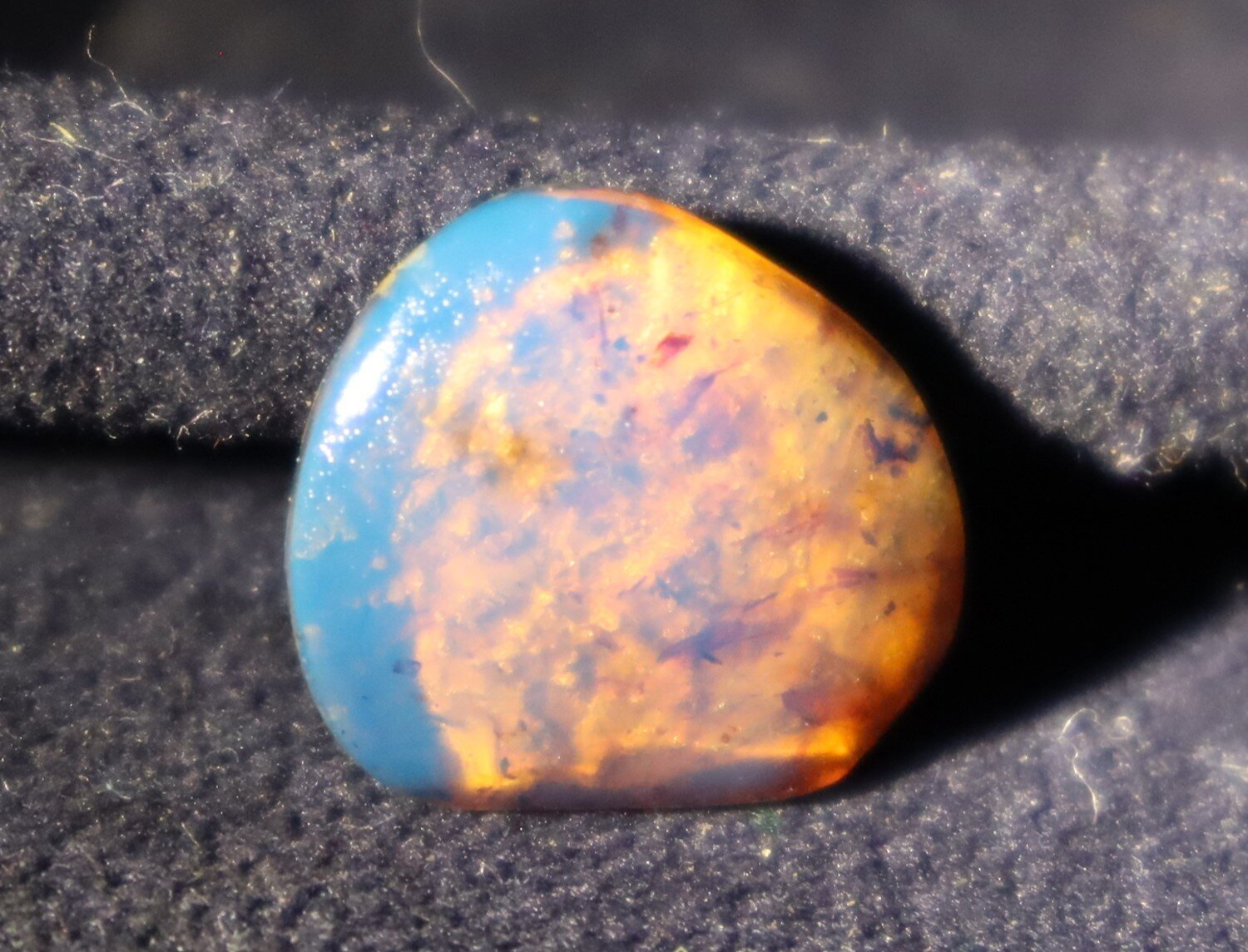 Lovely Natural Dominican Transl. Royal Blue Amber Polished Cabochon Stone 15mm – photo 15